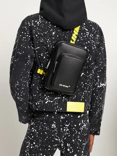 Man wearing a hardcore leather shoulder bag by Off-White