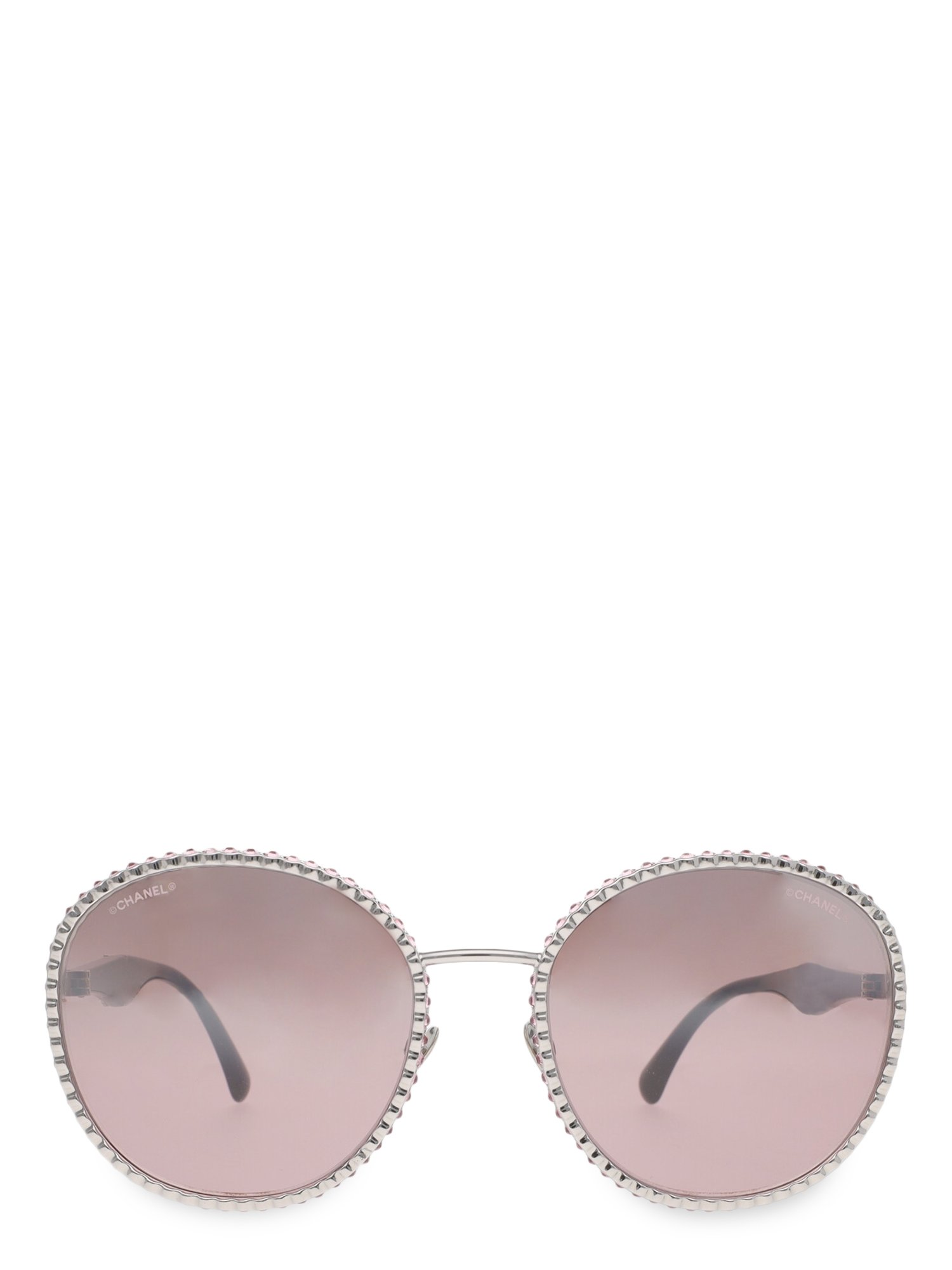 Rounded sunglasses by Chanel