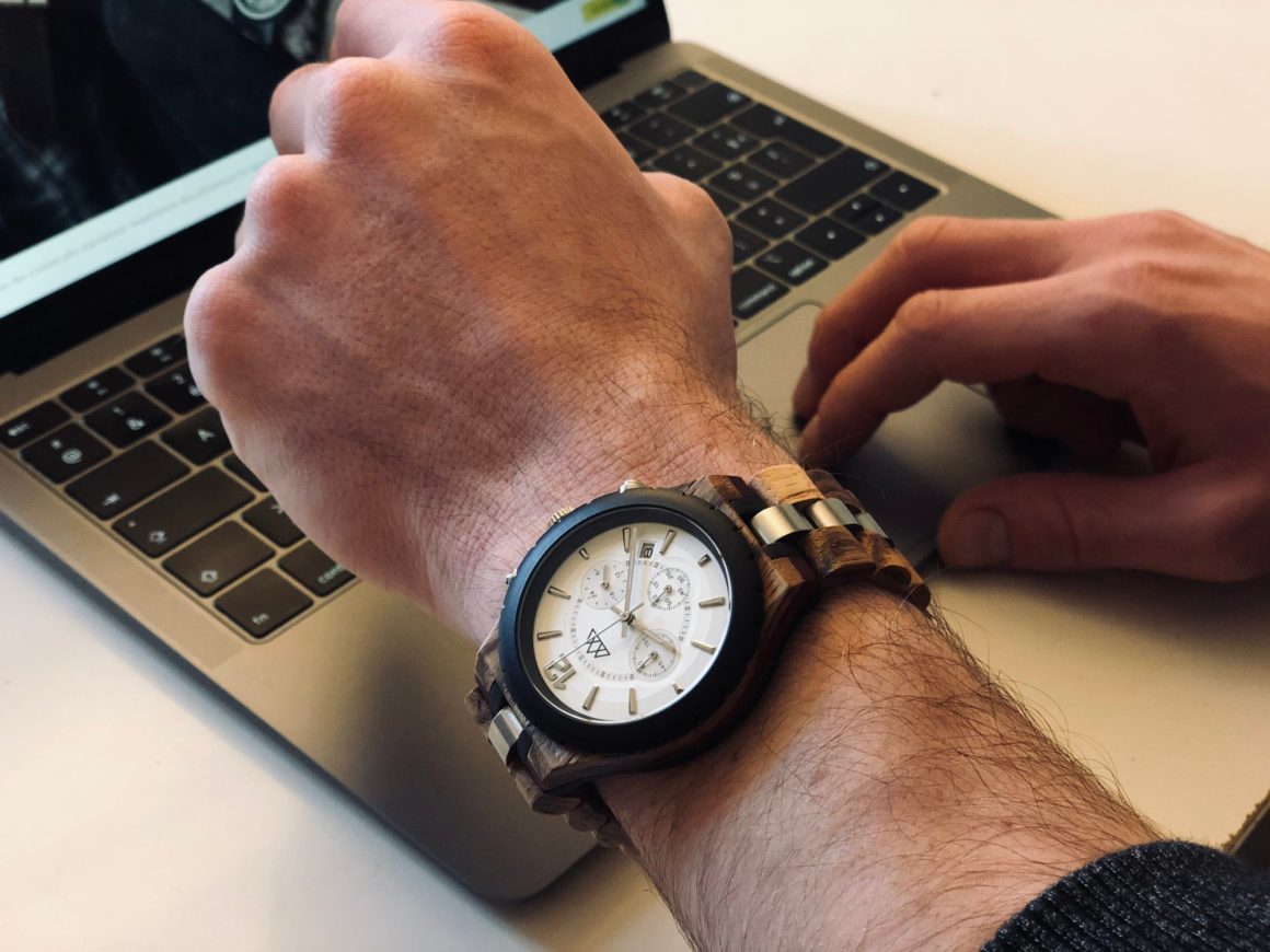 The Wooden Watch: Fashion Trend of the Year? 2 Montre en bois tendance de lannee 1 1
