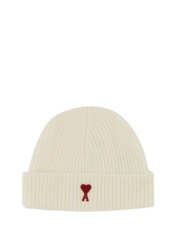 ami paris beanie hat 379982219873438 Modalova