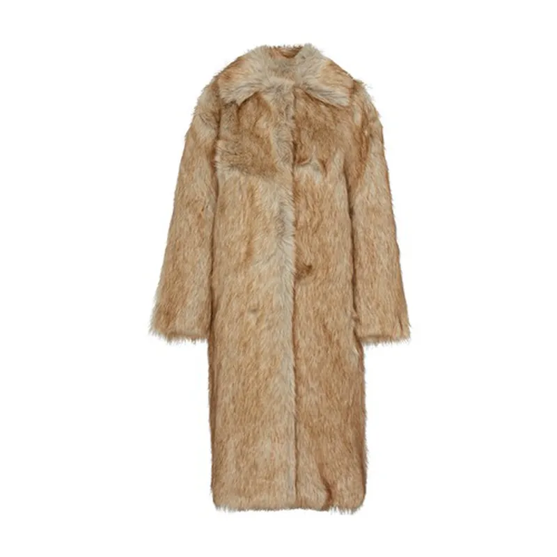 Here are 5 trendy winter coats that you'll see everywhere 2 manteau en fausse fourure 39730b34e5fa26674fed39f207f905a8 Modalova