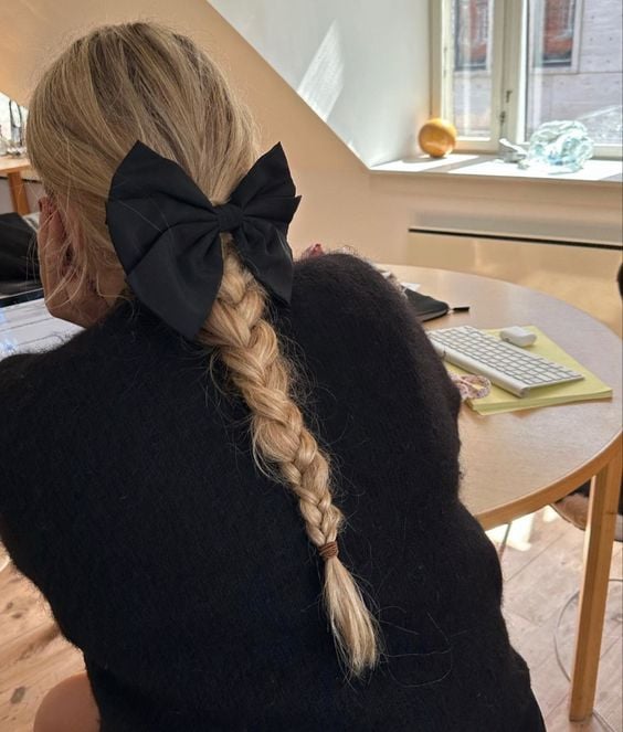 Large bow for hair