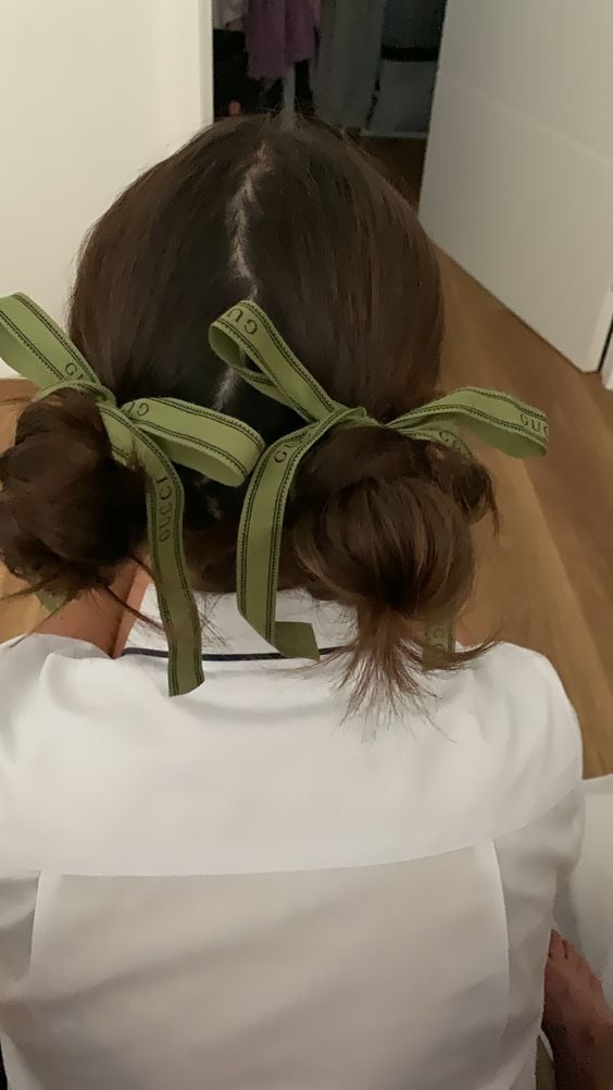 Gucci ribbons in hair