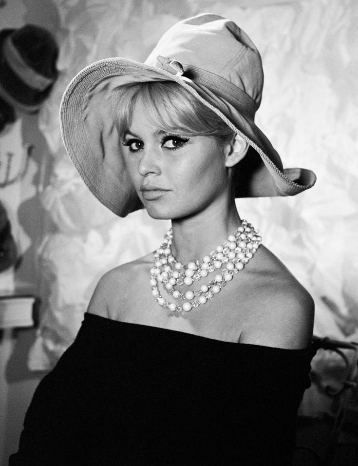 brigitte bardot col