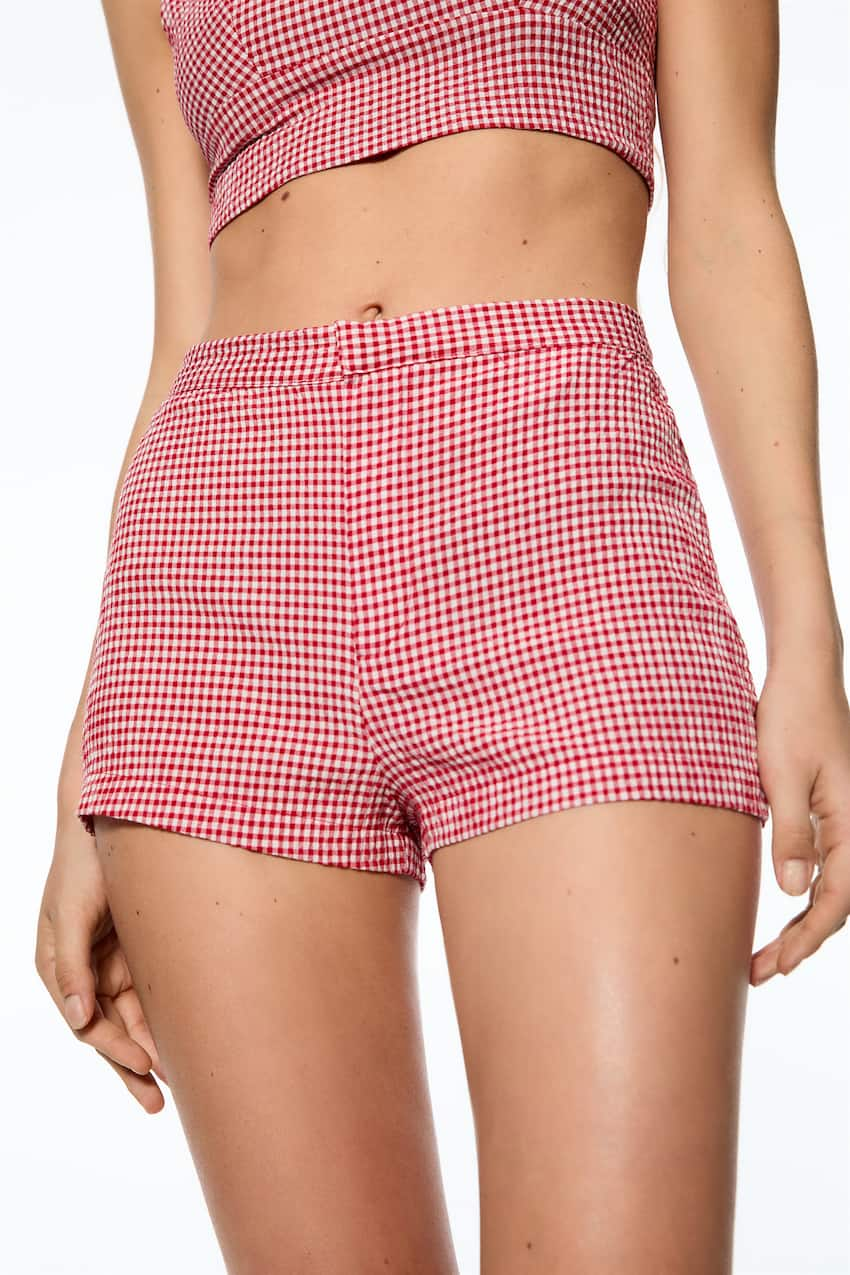 Red vichy bermuda shorts Pull & Bear