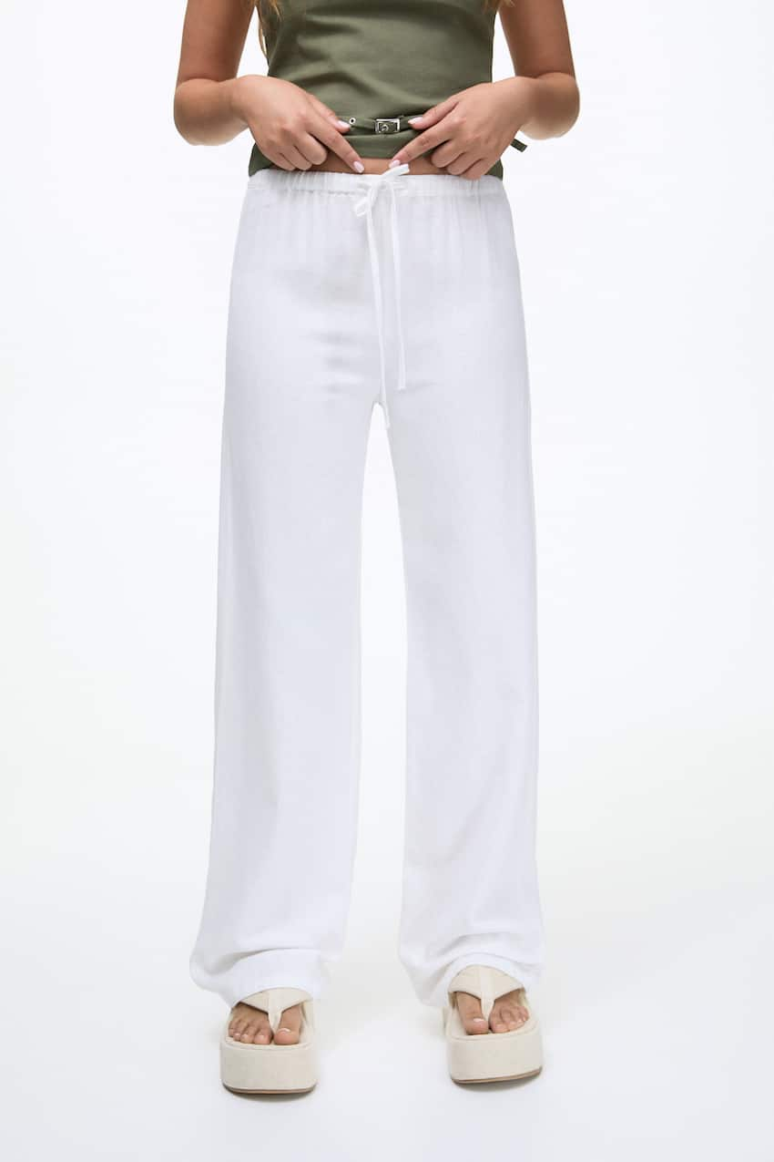 white loose linen trousers Pull & Bear