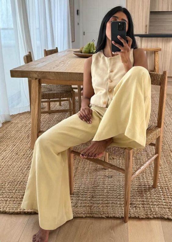 Outfit in buttermilk yellow