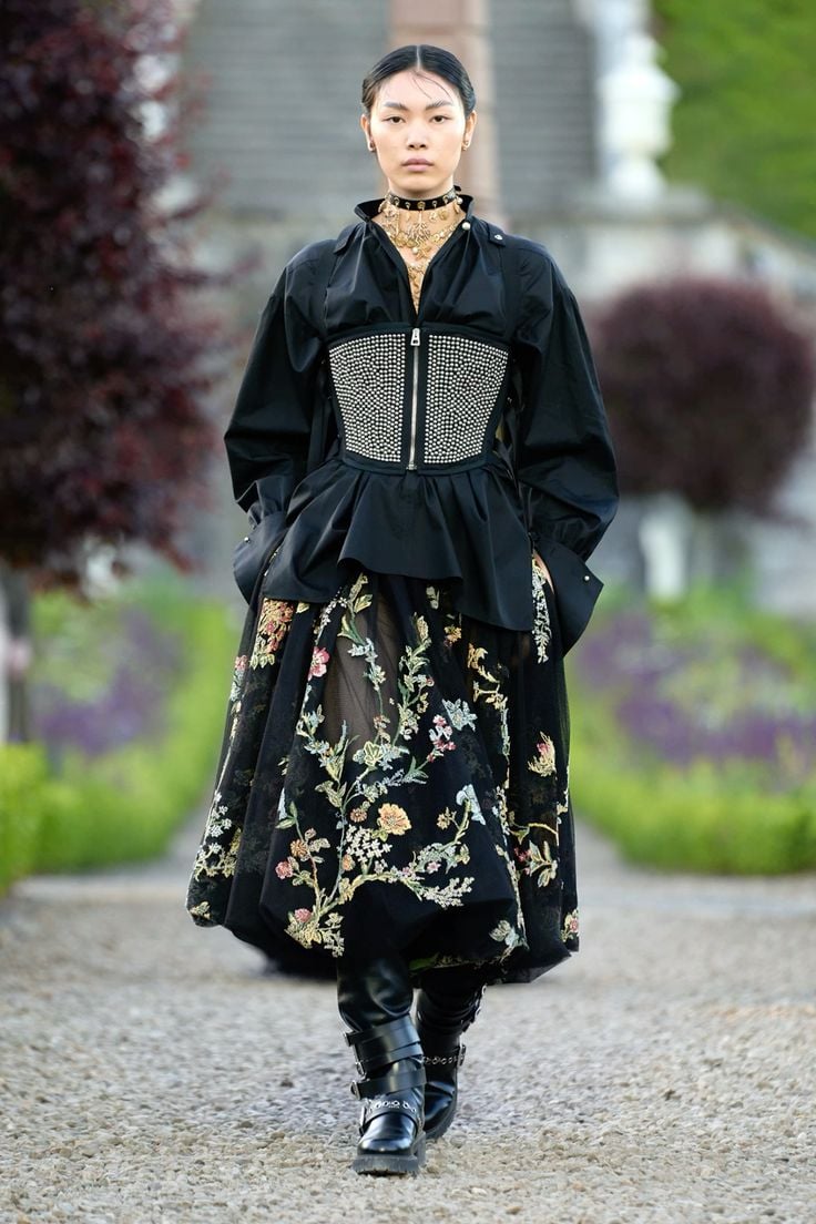 Outfit with embroidered skirt from the 2025 Dior cruise collection