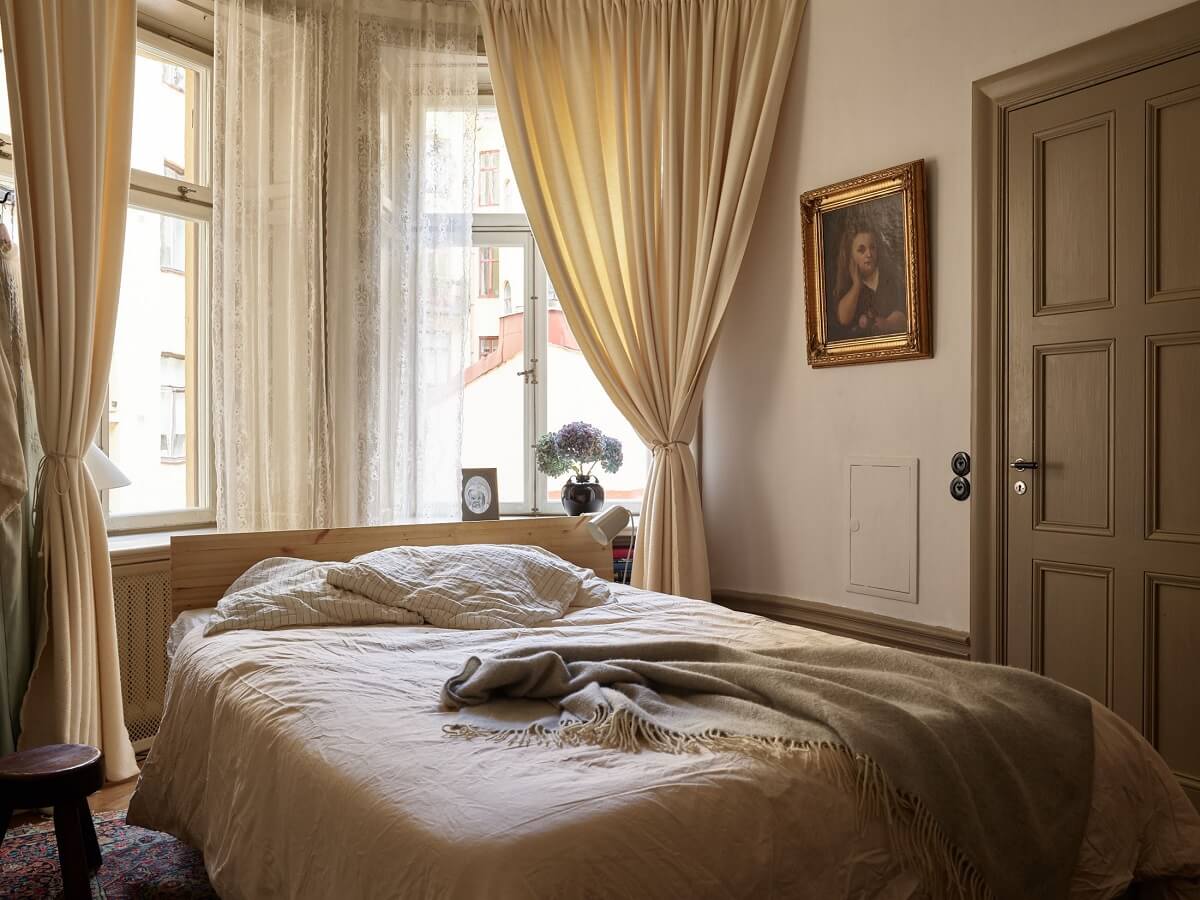 MODALOVA intimate luxury at home a new flat a new way of living curated space vintage bedroom