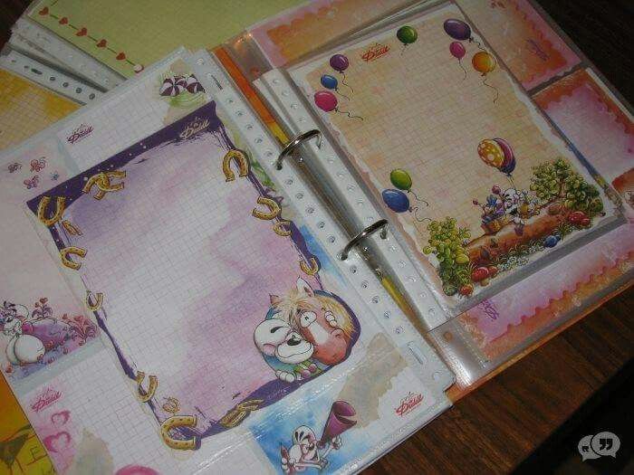 Binder collection of Diddl scented papers