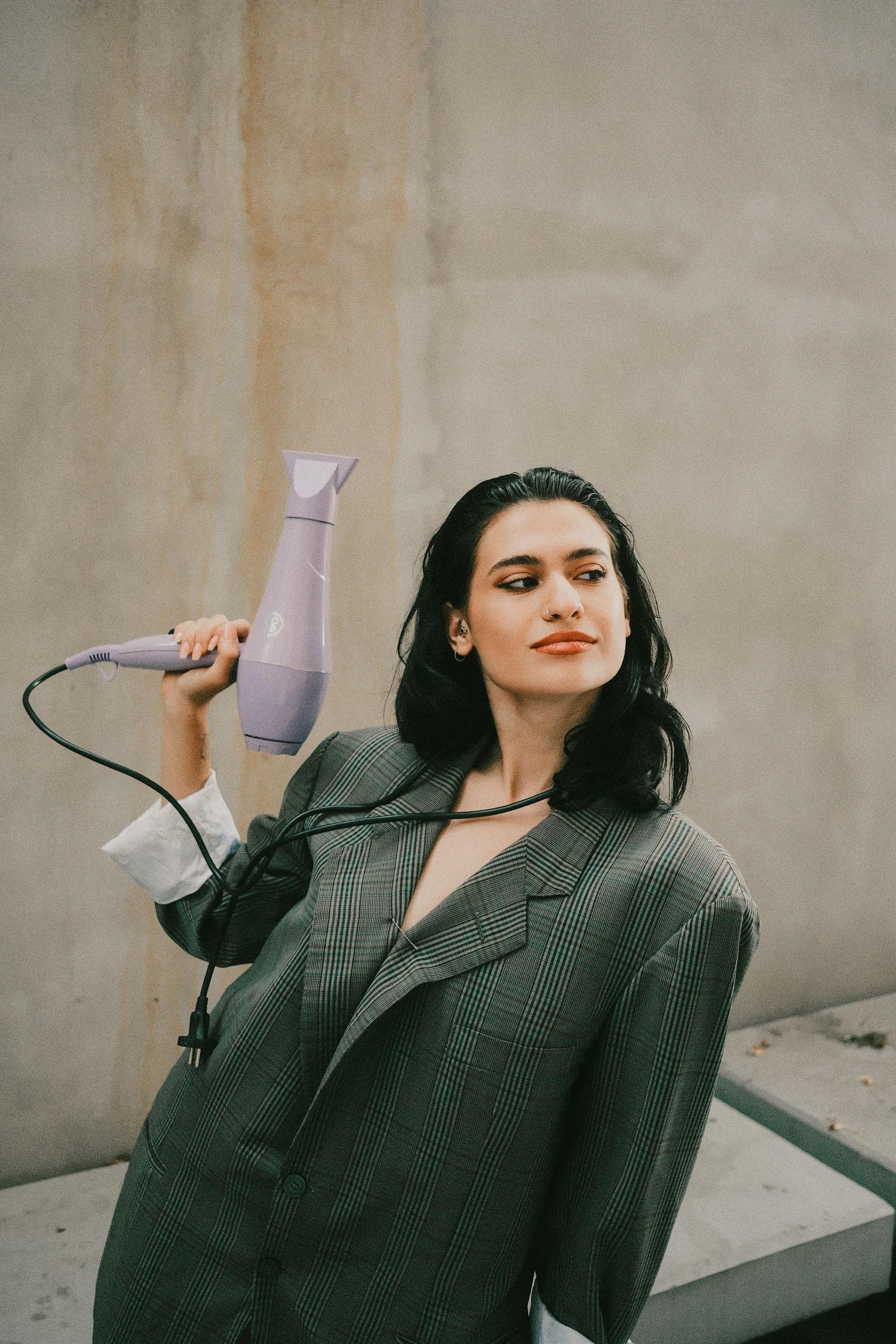 How to master the perfect blow dry with a hair dryer Modalova 1 scaled