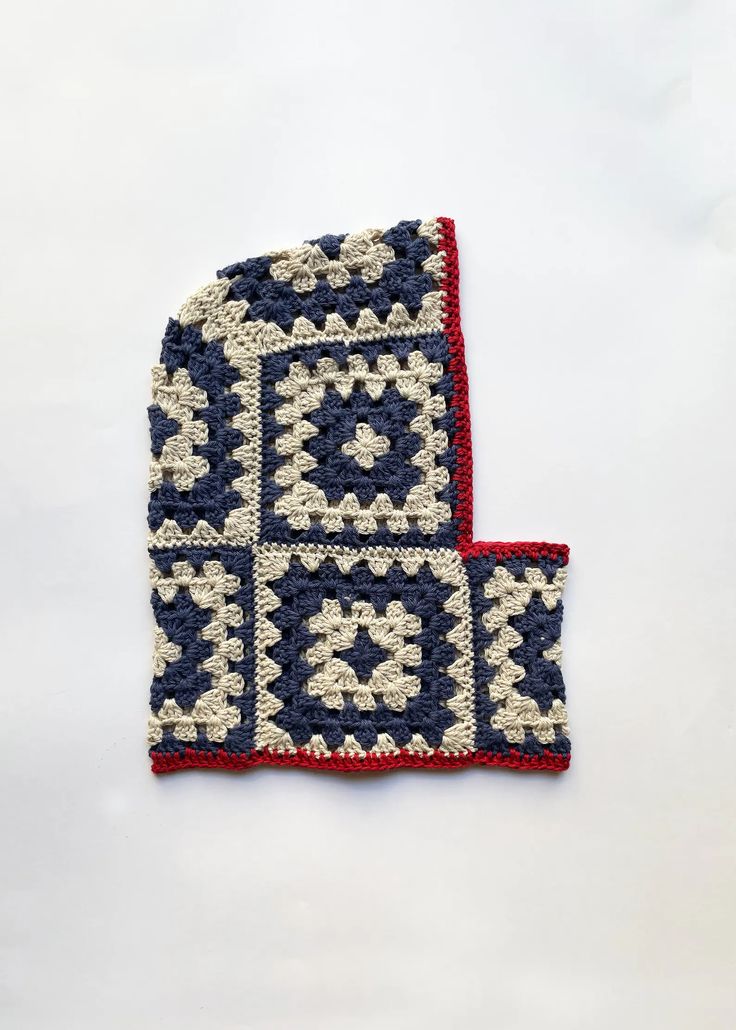 DIY closed crochet balaclava with granny square