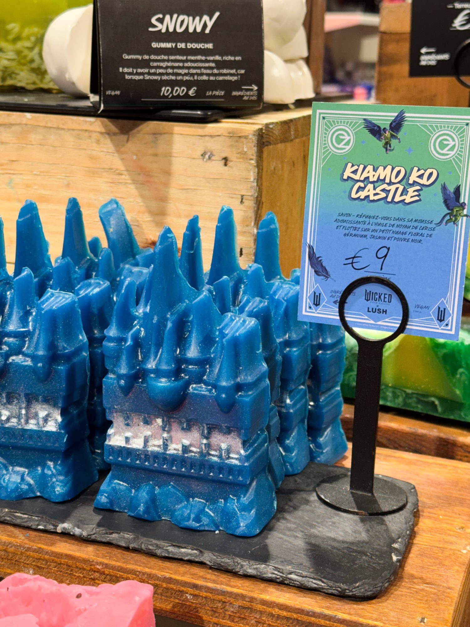 Wicked: For Good x Lush: The Enchanting Collaboration 14 Soap Kiamo Ko Castle Wicked: For Good x Lush