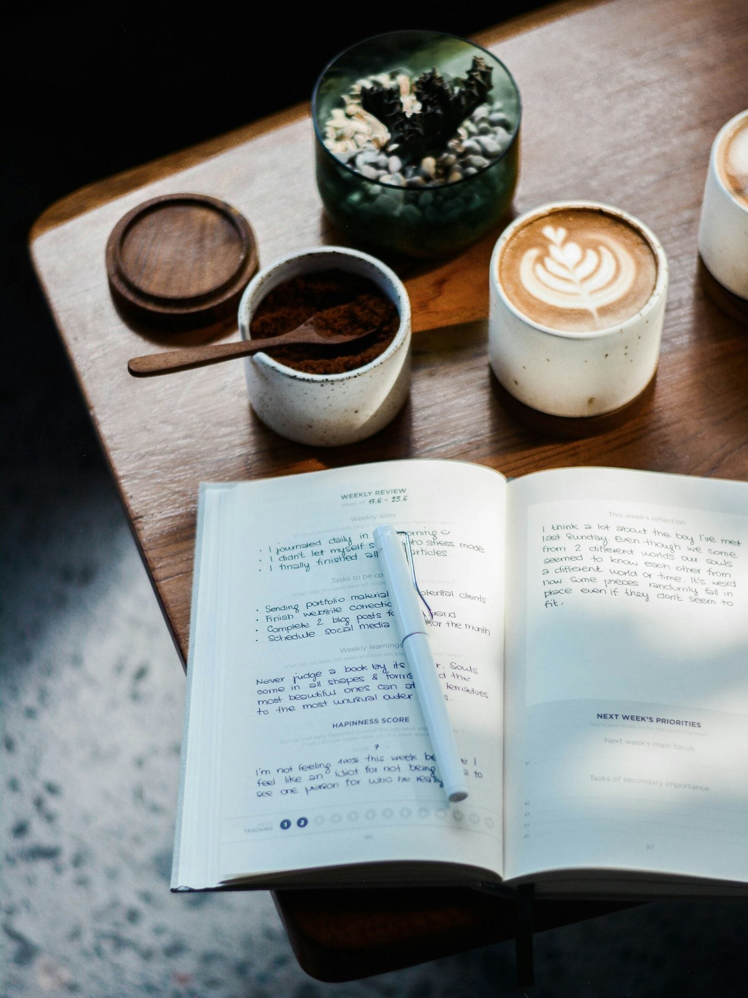 How to Embrace the Analog Trend of 2026? 7 Journaling analog lifestyle 2026