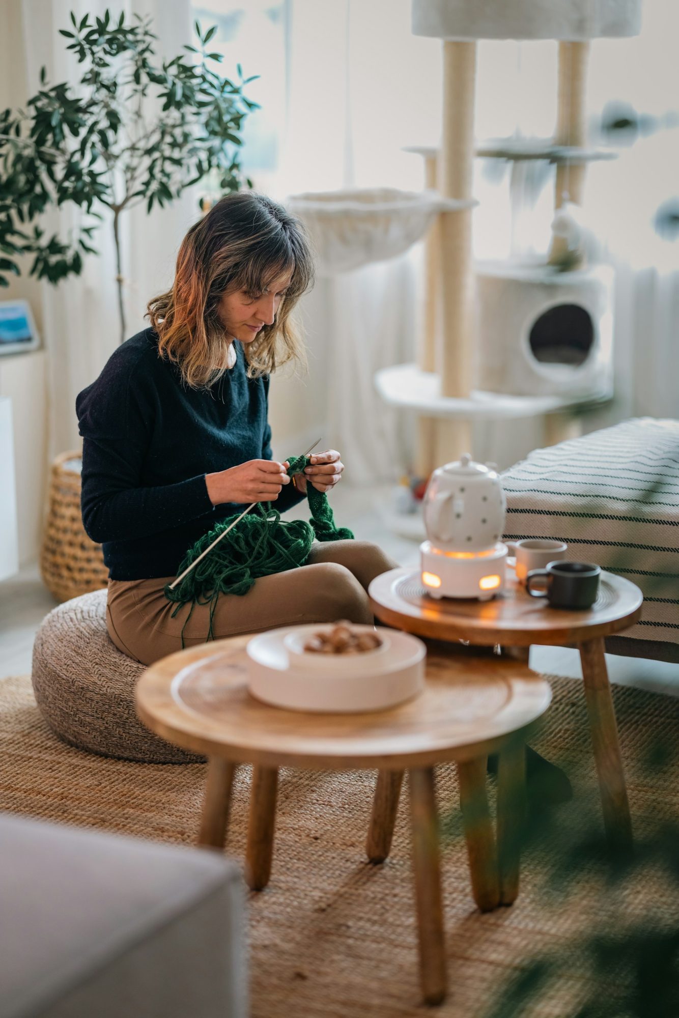 How to Embrace the Analog Trend of 2026? 10 Knitting activity