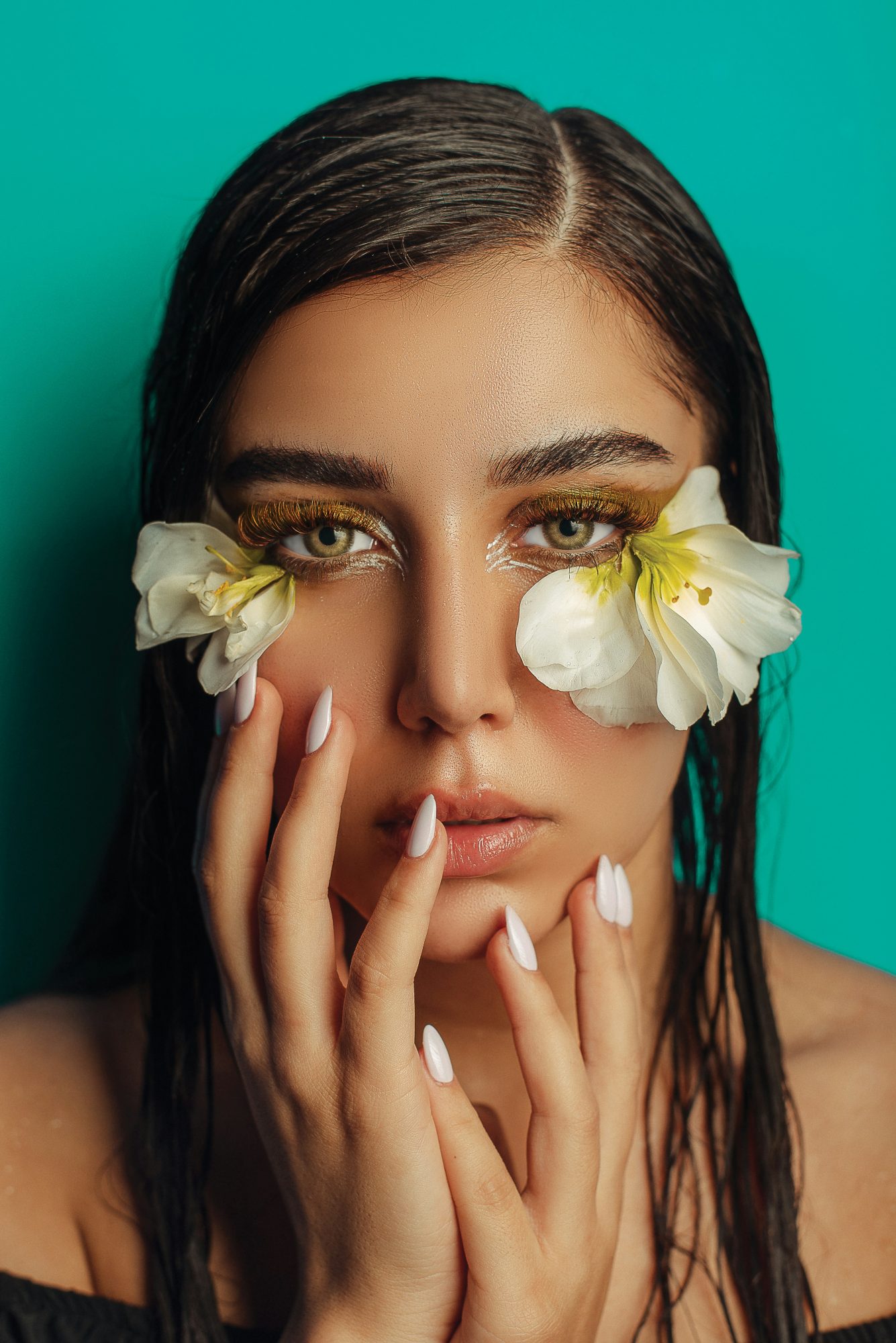When the Gaze Becomes a Signature 2 Sourcils structures la base dun regard affirme Quand le regard devient signature Modalova
