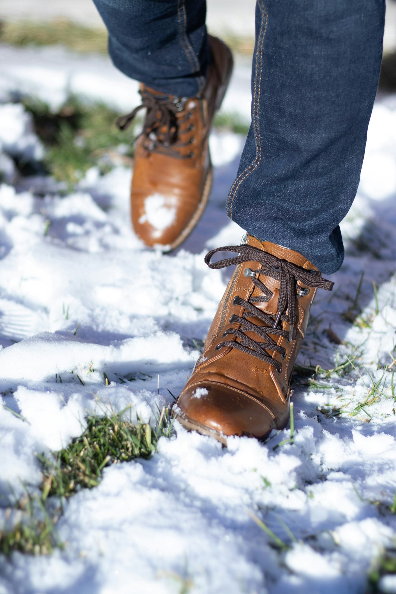 Des chaussures pensees pour le froid et le mouvement 1 Quand lhiver impose le rythme le style suit Modalova