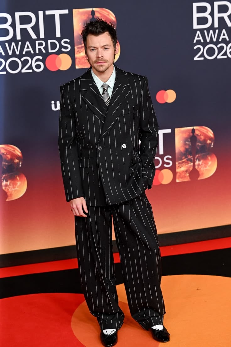 Harry Styles outfit at the Brit Awards