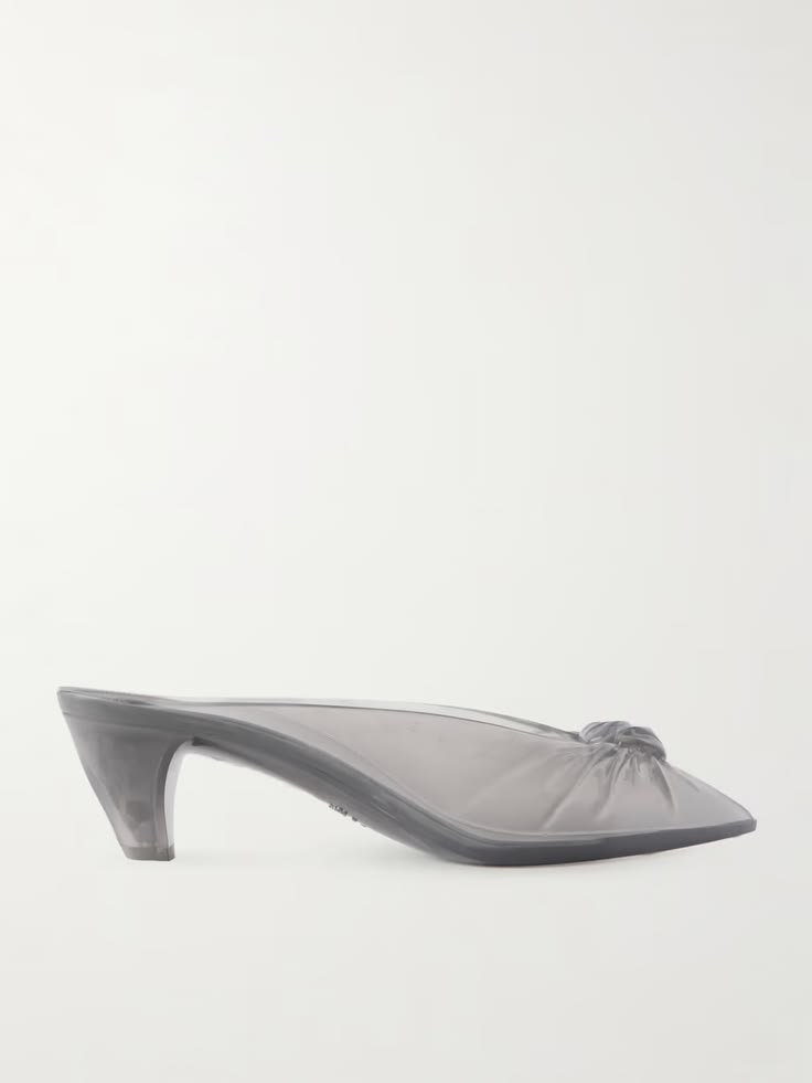 Jelly shoes make a comeback in spring trends? 10 Jelly mules Chloé