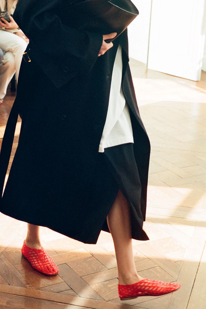 Jelly shoes make a comeback in spring trends? 7 The Row jelly shoes
