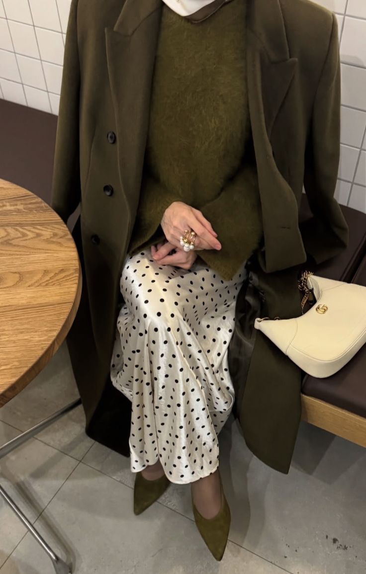 The polka dot print is back like never before! 17 Satin skirt with dots