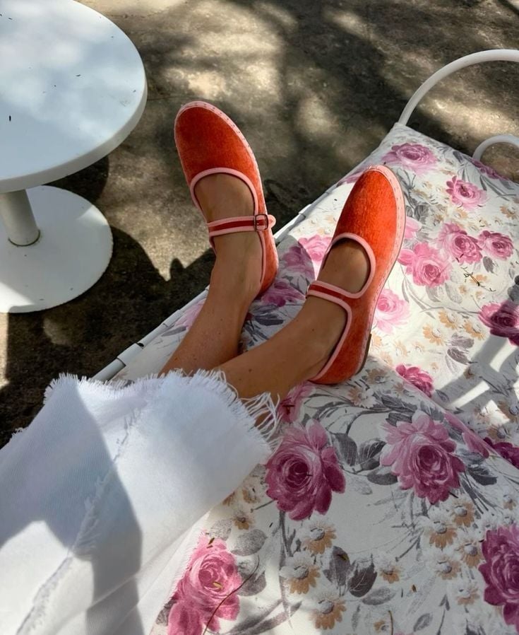 Velvet ballet flats
