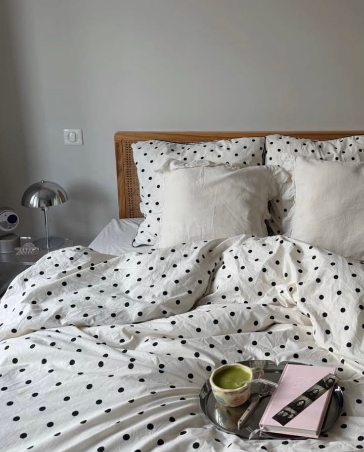 The polka dot print is back like never before! 42 Polka dot bed cover