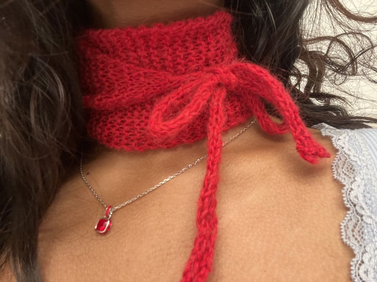 Our Inspirations for Sophie Scarf DIY Crochet 8 Sophie scarf outfit
