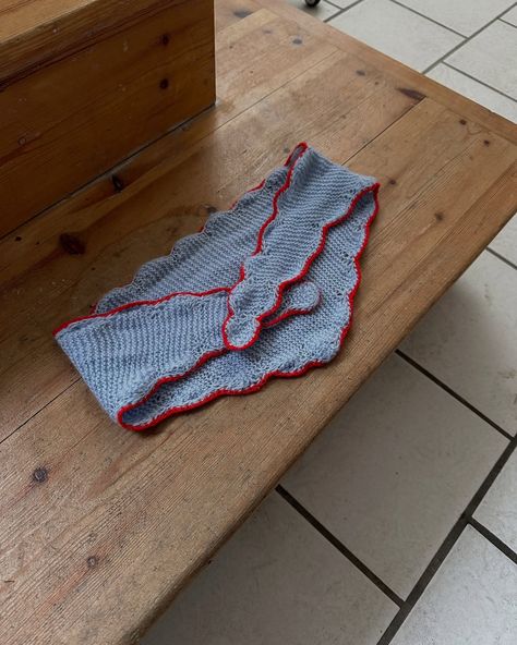 Our Inspirations for Sophie Scarf DIY Crochet 5 Sophie scarf by Naked Knit