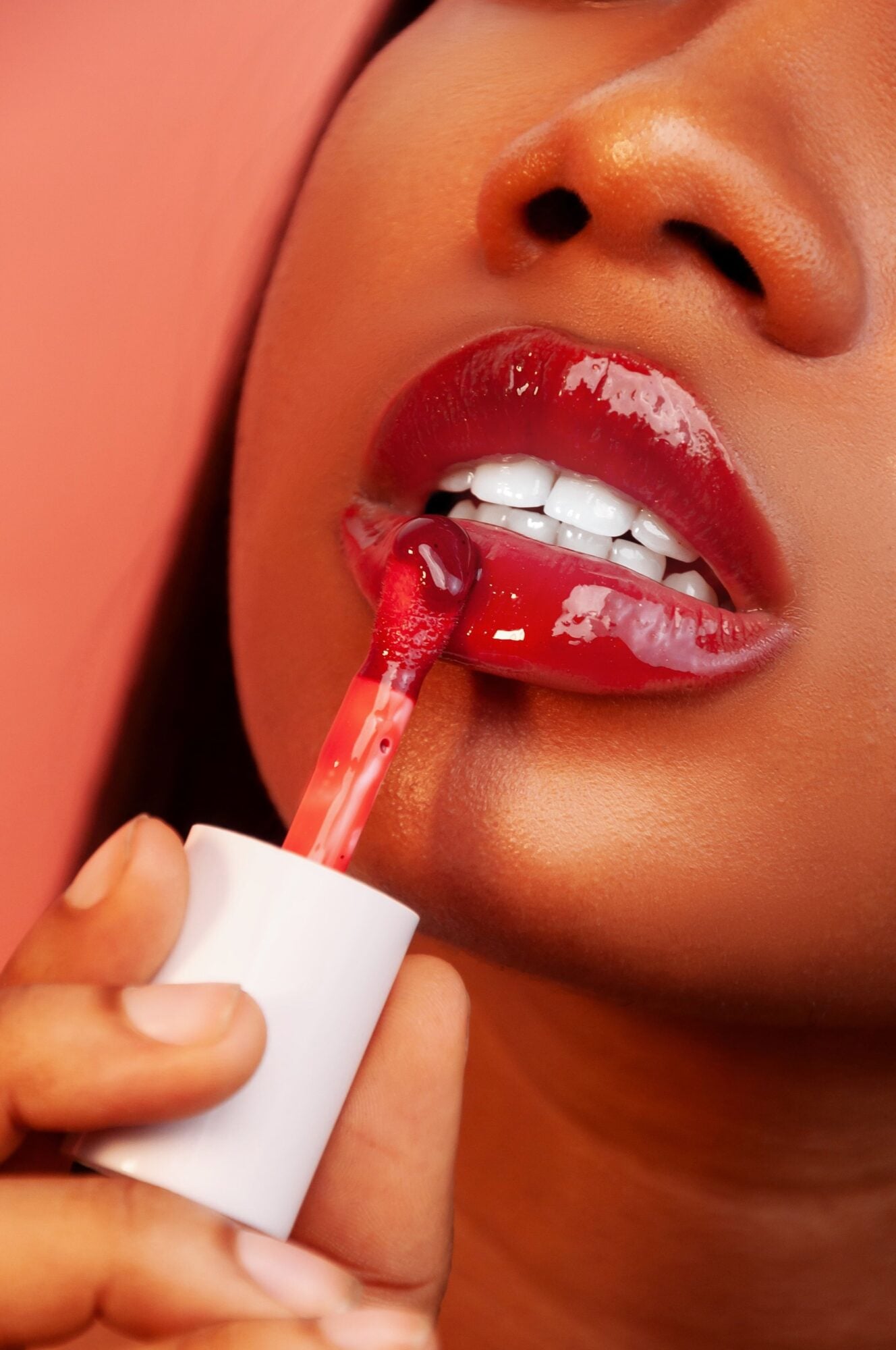 Clean beauty brands reinvent lip gloss 2 Le gloss devient un soin a part entiere Les clean beauty brands reinventent le lip gloss Modalova