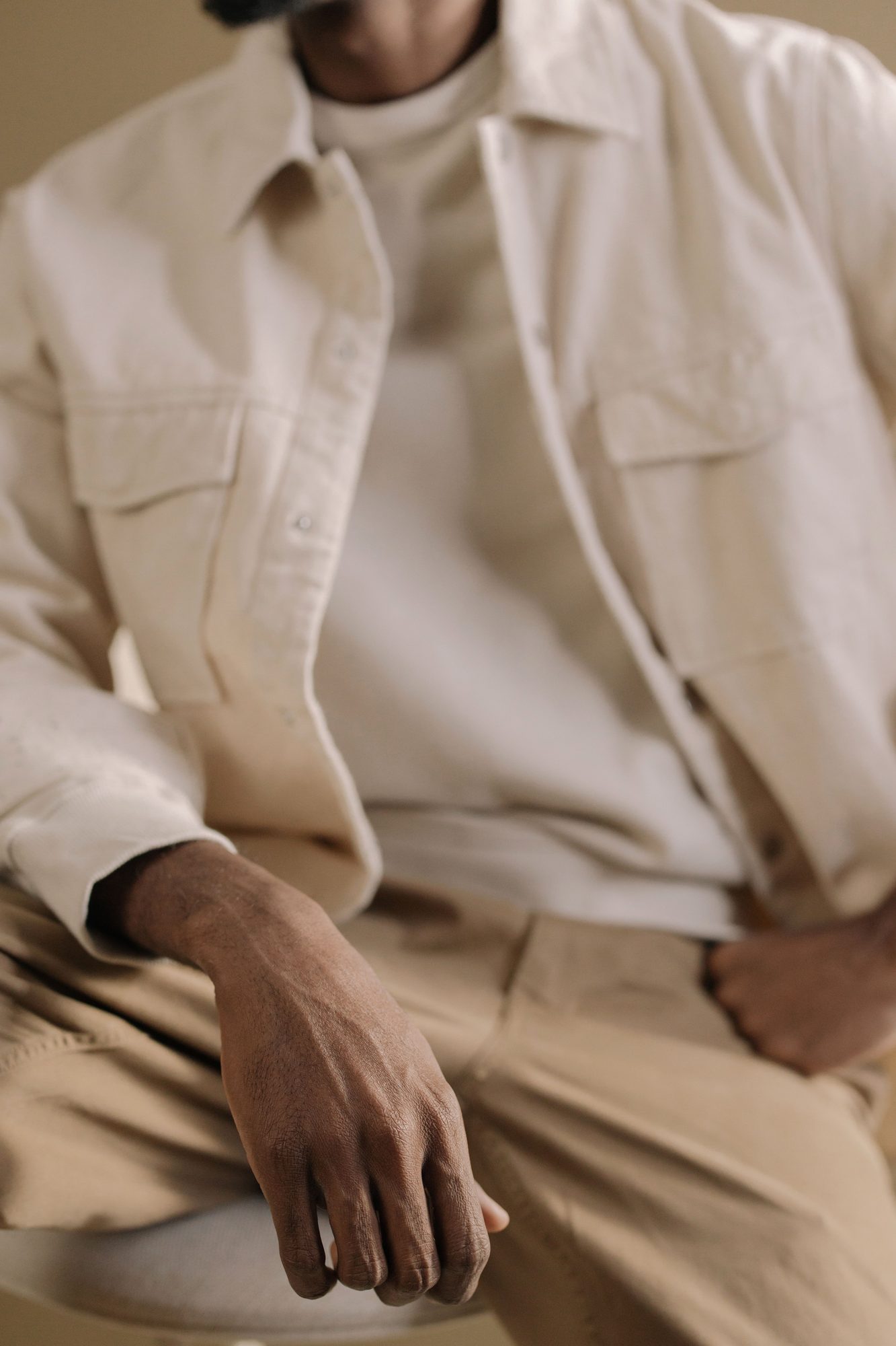 Men's wardrobe, what if it was all about the jacket? 3 Lart de composer une silhouette sans effort Vestiaire masculin et si tout etait une question de veste Modalova