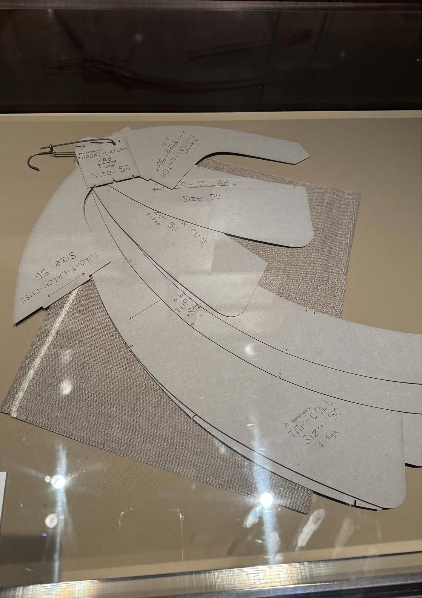 The Burberry Trench: Crafting an Icon - the meeting at the V&A Museum 8 Burberry trench collar pattern