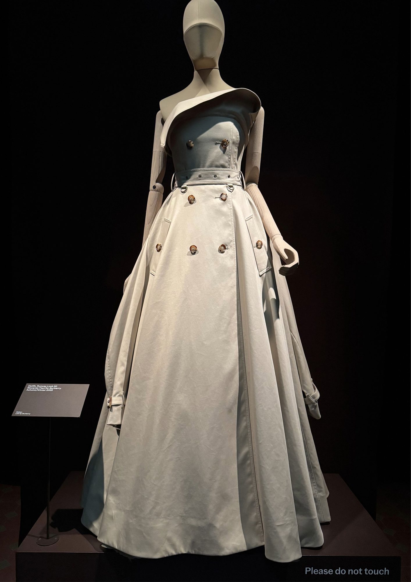 The Burberry Trench: Crafting an Icon - the meeting at the V&A Museum 13 Burberry trench dress